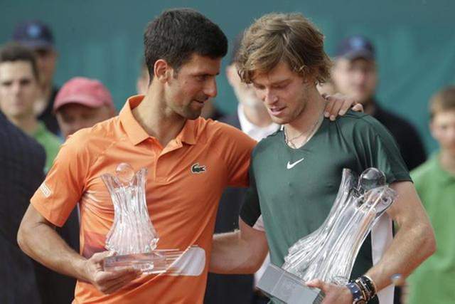 增色不少 增色不少