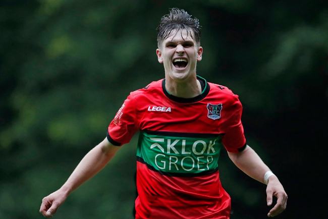 布加林能够 布加林能够