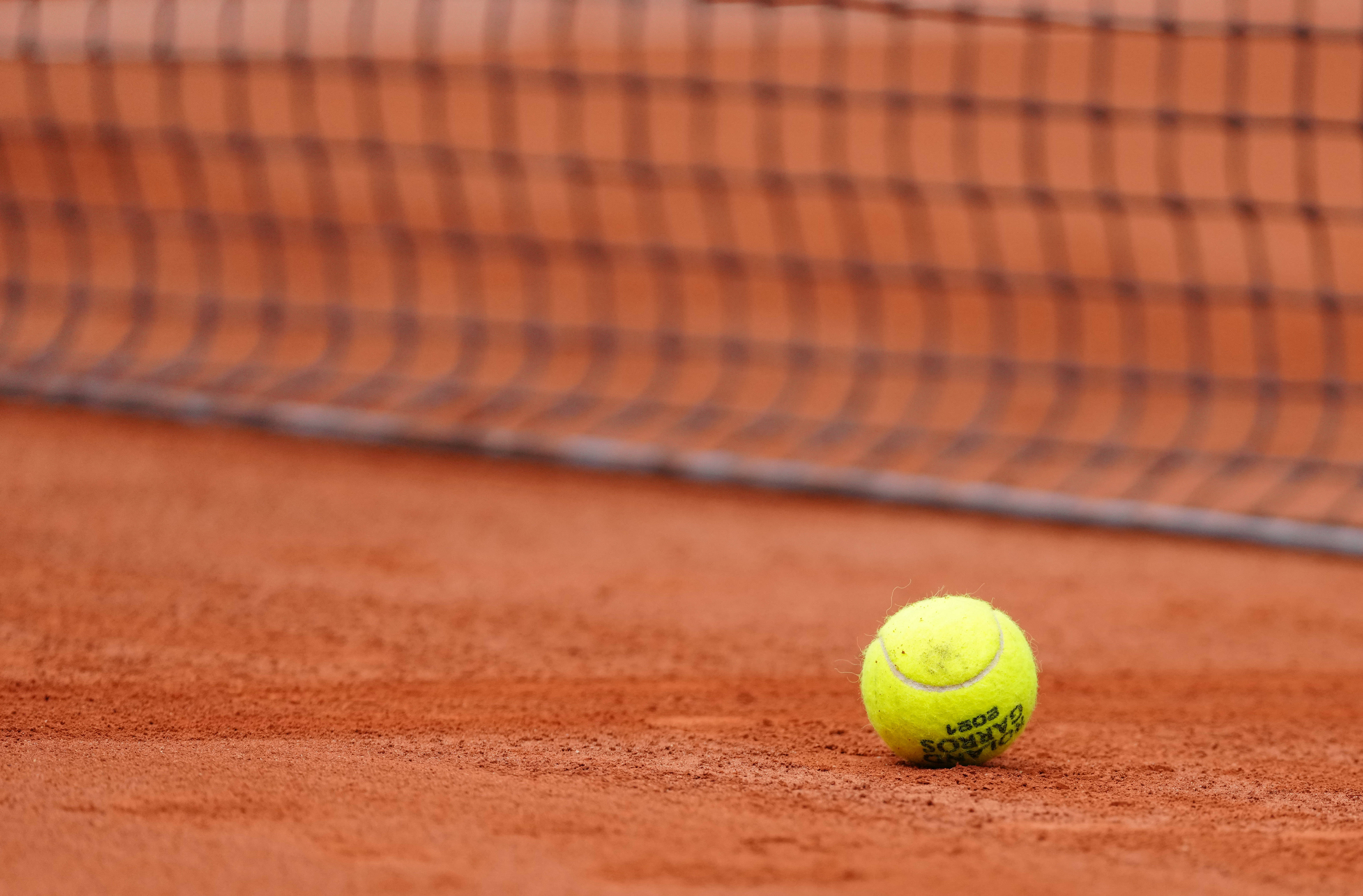 设自己的人 设自己的人