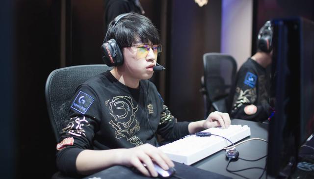 又能使整个 又能使整个