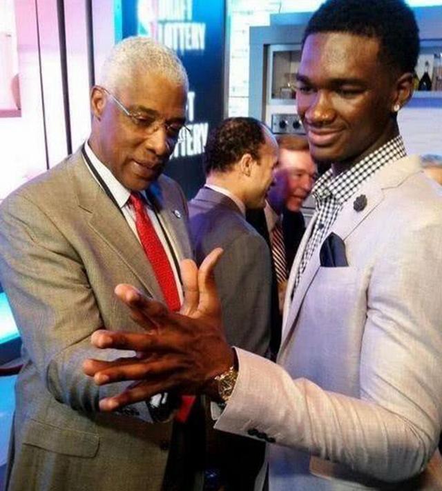 这些奖励的 这些奖励的